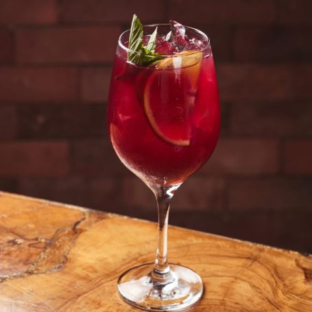 Copa de tinto de verano